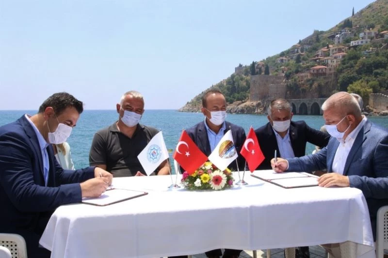 Konaklı Kongre Merkezi için imzalar atıldı
