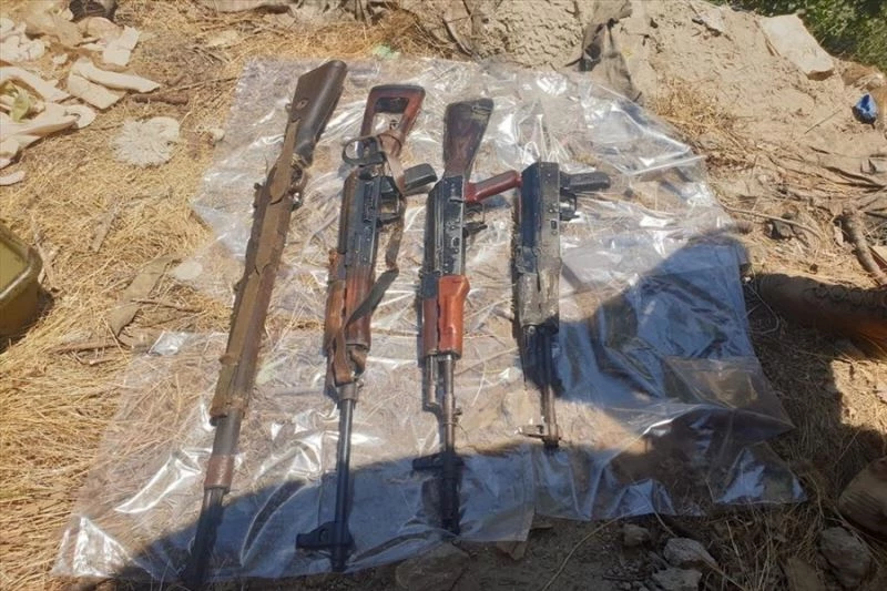 Komandolar Pençe-Kaplan’da teröristlerin inlerine giriyor
