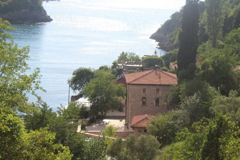 Tarihi camide 15 yıl sonra namaz kılınmaya başlandı
