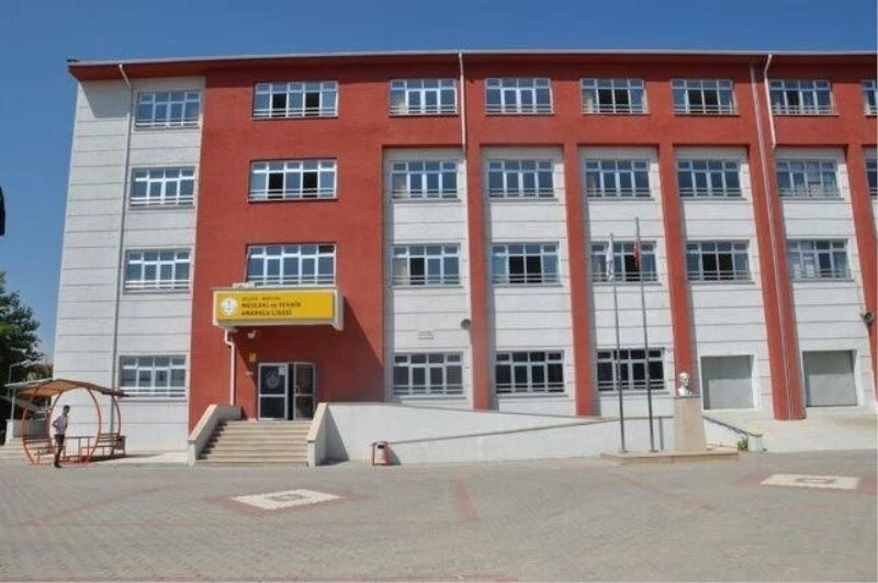 Sınavla öğrenci alınan okullar arasına girdi
