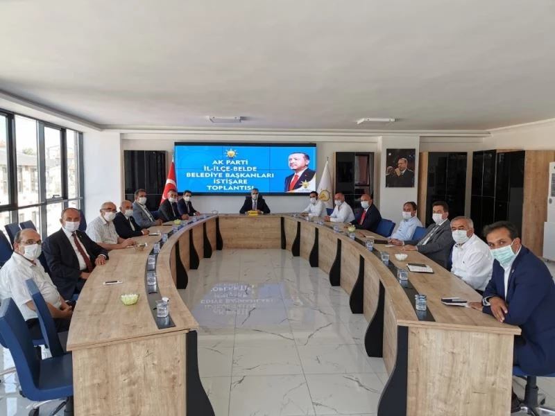 Ahlatcı’dan başkanlarla istişare toplantısı

