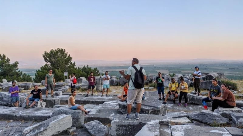 Aydınlı kampçılar, tarihle iç içe kamp yaptı
