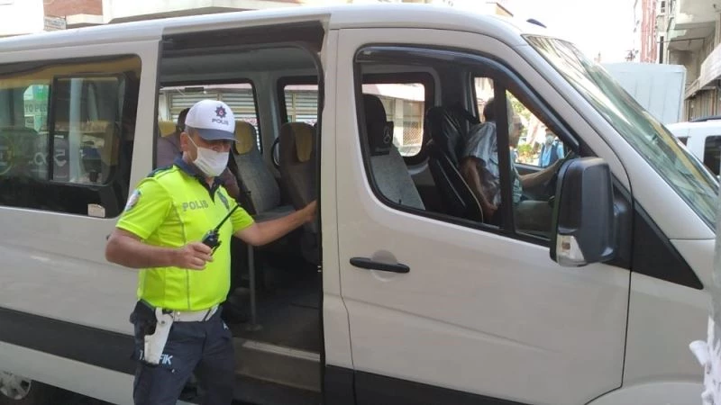 Çarşamba’da dolmuşlar denetlendi
