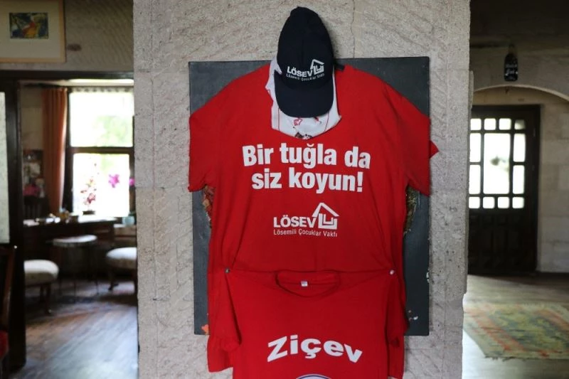 Ressamlar, doktorlar için çizecek
