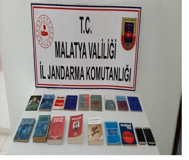 Terör örgütü propagandasından 2 gözaltı
