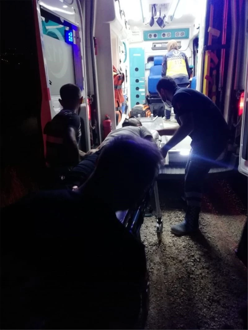 Fotoğraf çekmek için tırmandığı yükseklikten çukura düştü
