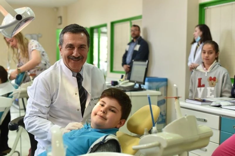 Çocuklar Tepebaşı’nda sağlıkla gülümsüyor
