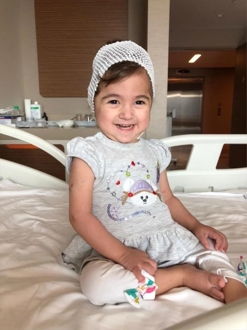 Minik Ayşe yaşam mücadelesiyle her seferinde şaşırttı