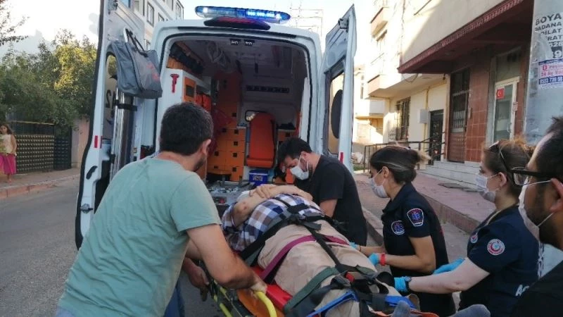 Merdivenlerden düşen vatandaş yaralandı
