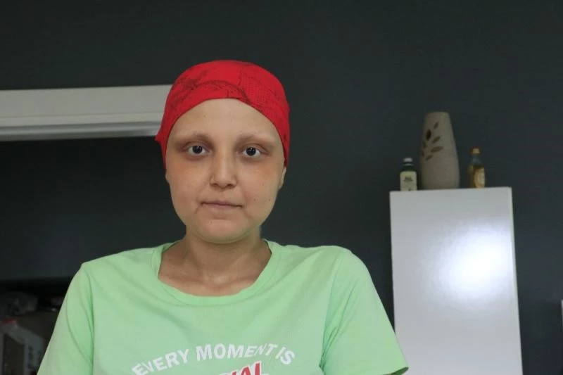 Bacağı kesilen Dilay’ın tekrar yürüyebilmesi için 300 bin TL’lik proteze ihtiyacı var
