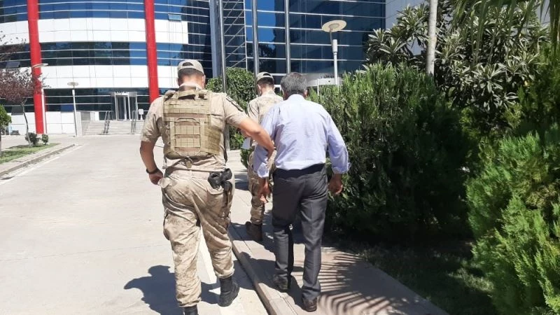 Hakkında yakalanma kararı olan kişi jandarmadan kaçamadı
