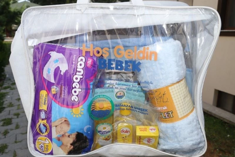 Gölbaşı’nda yeni doğanlara hoşgeldin hediyesi ile karşılama
