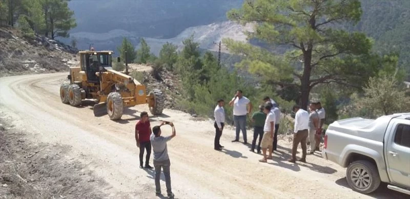 Heyelan nedeniyle kapanan Silifke-Mut yolu için alternatif güzergah çalışması
