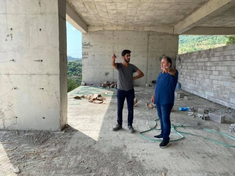 Demir, Cide Devlet Hastanesi inşaatını ziyaret etti
