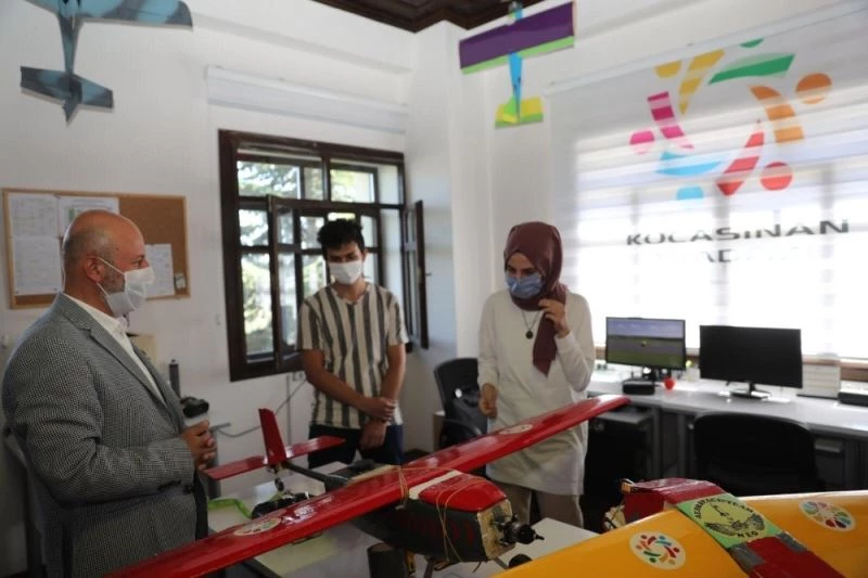 Kocasinan Gençlik Merkezi ile başarıya uçuyorlar
