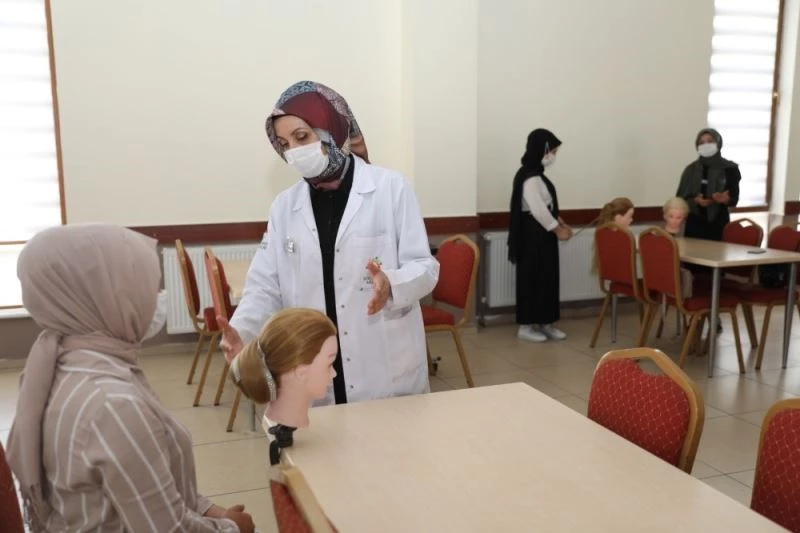 Kocasinanlı kadınlar meslek sahibi oluyor
