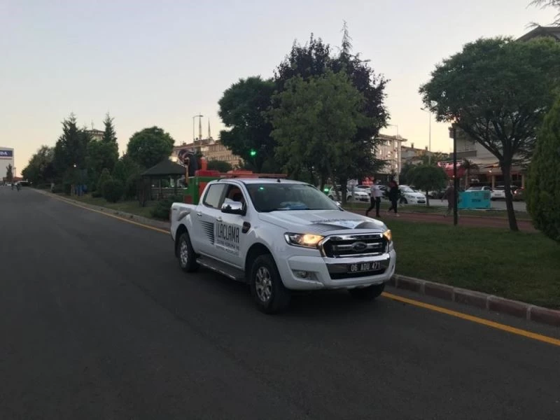 Pursaklar’da virüsle ve haşereyle eş zamanlı mücadele
