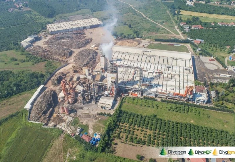 Divapan zirveye tırmanmaya devam ediyor
