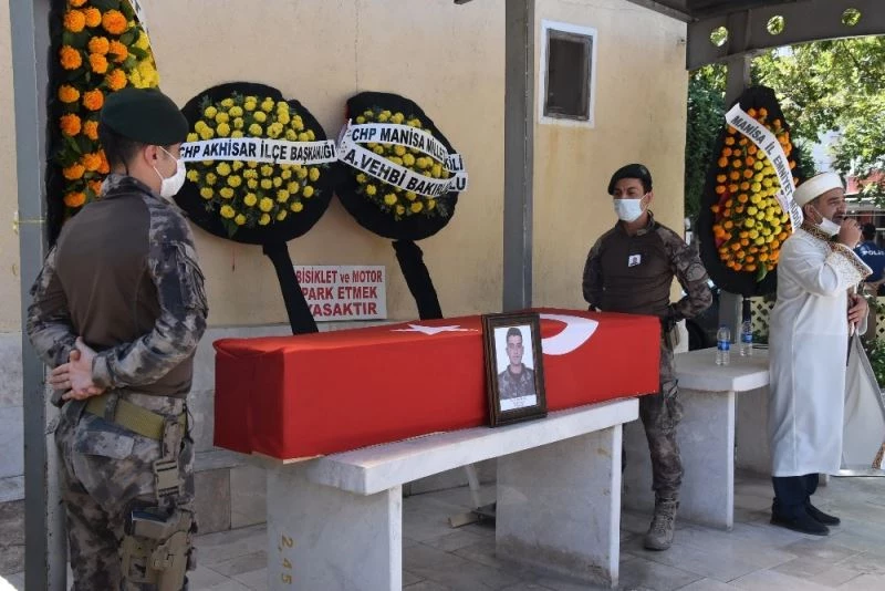 Akhisarlı özel harekat polisi yaşam mücadelesini kaybetti
