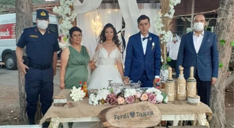 Kaymakam Demirkale, şehit oğlunu mutlu gününde yalnız bırakmadı
