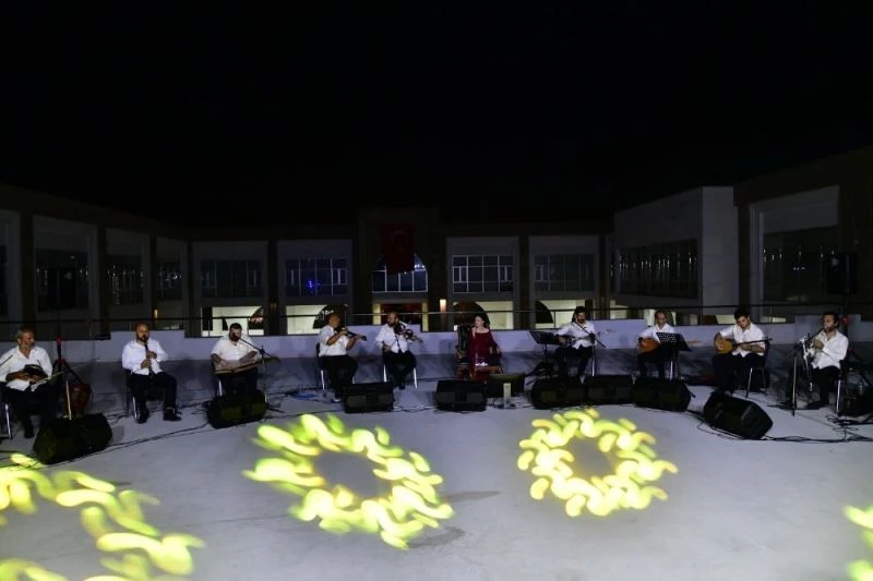 Evde kal, müziksiz kalma
