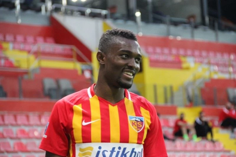 Bernard Mensah, Kayserispor’a veda etti
