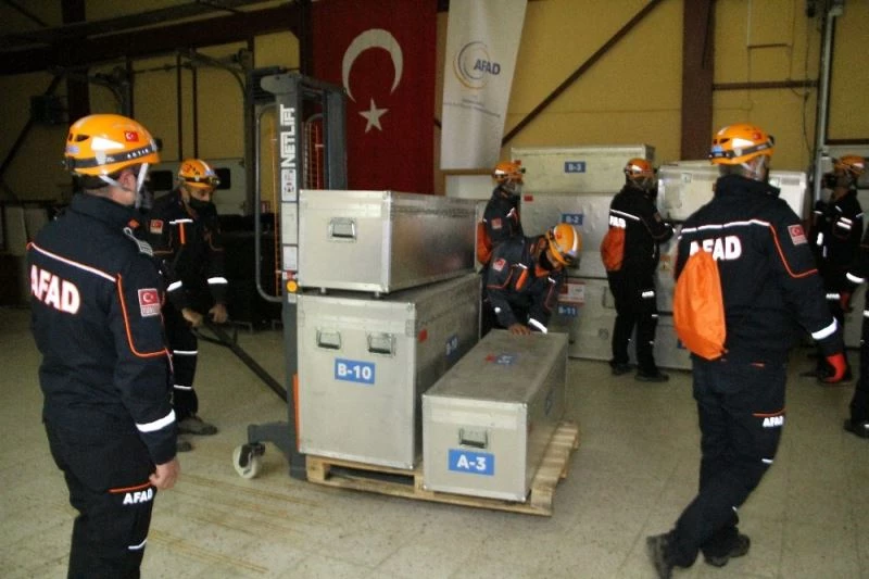 AFAD ekipleri gerçeği aratmayacak intikal tatbikatı yaptı
