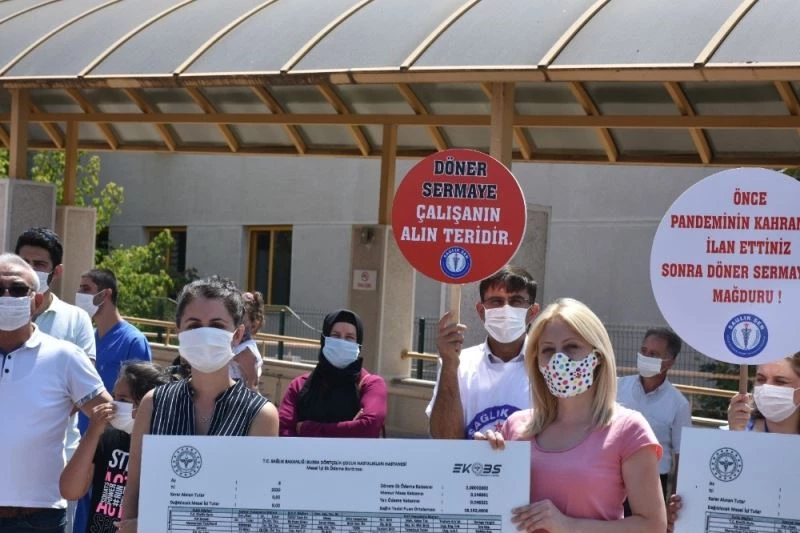 Sağlık çalışanları eylemde:
