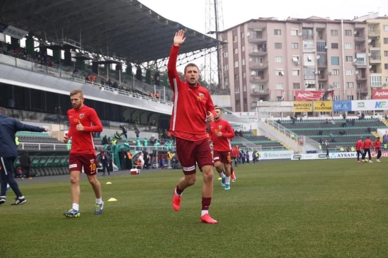 Kayserispor Kravets ile yolunu ayırdı
