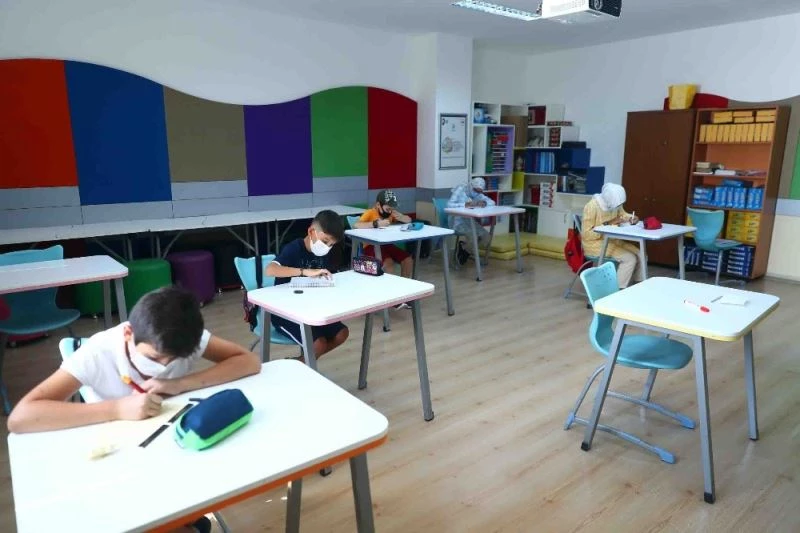 Bağcılarlı çocuklara kriptoloji eğitimi
