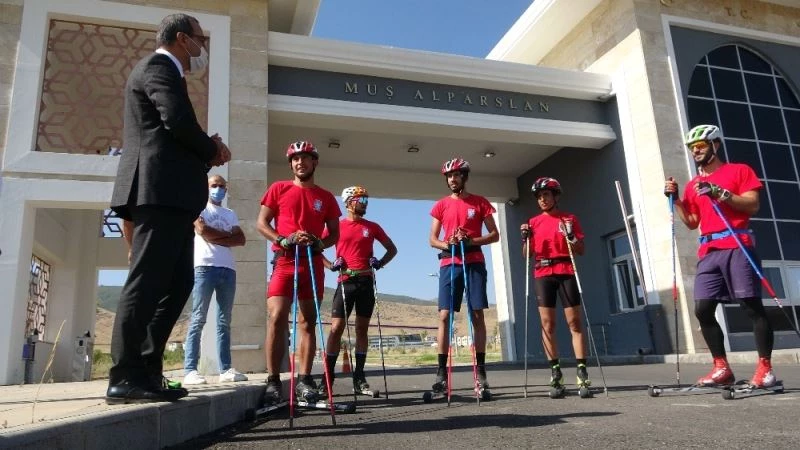 (Özel Haber) Milli kayakçılar, Kış Olimpiyatları’na MŞÜ’de hazırlanıyor
