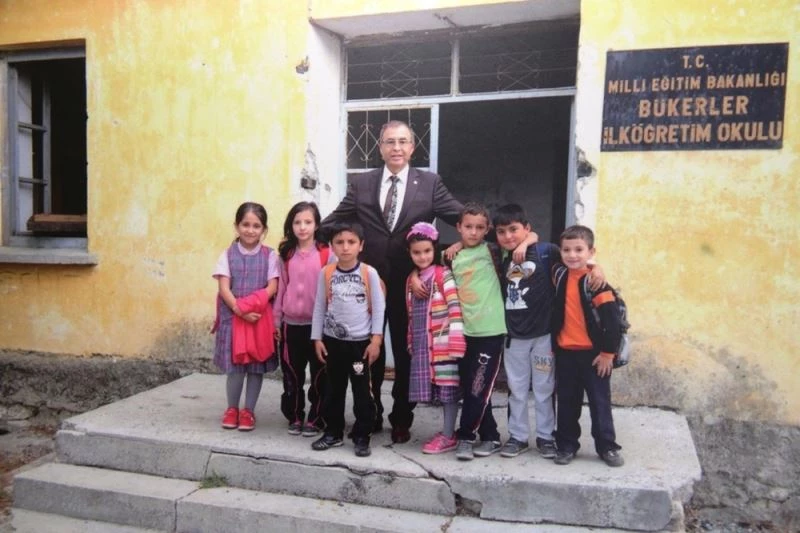 Bursalı eski milletvekilinden MEB’e çağrı
