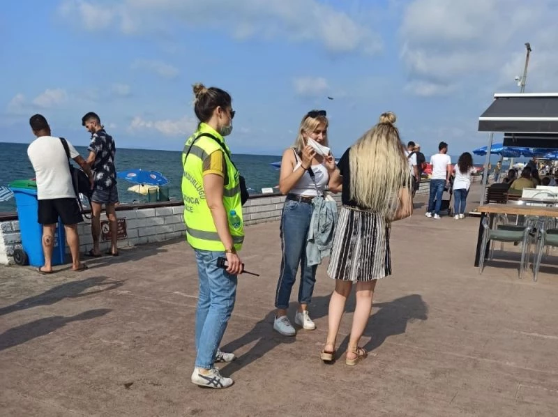Yerli turist akınına uğrayan Akçakoca’da ilçe Emniyeti kontrollerini sıkılaştırdı
