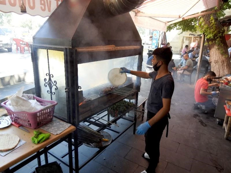 Kurban Bayramı’nda kebaptan vazgeçmediler
