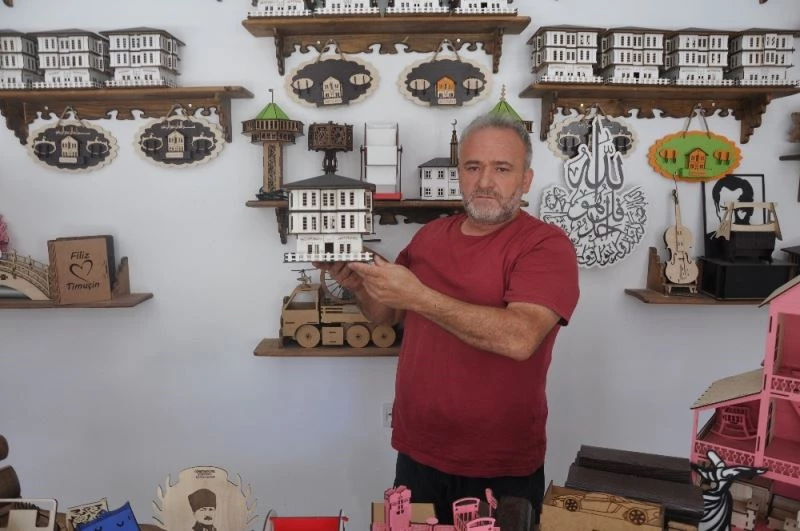 Tarihi güzellikler usta ellerde sanat eserine dönüşüyor
