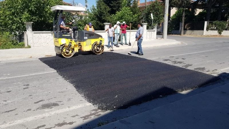 Hamidiye mahallesine hız kesiciler yapıldı
