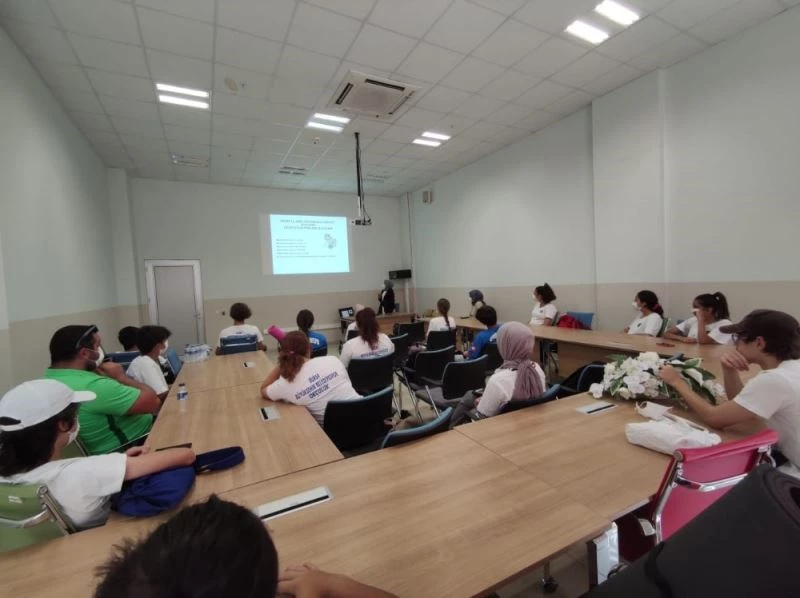 Okçuluk sporcularına ‘beslenme’ eğitimi verildi
