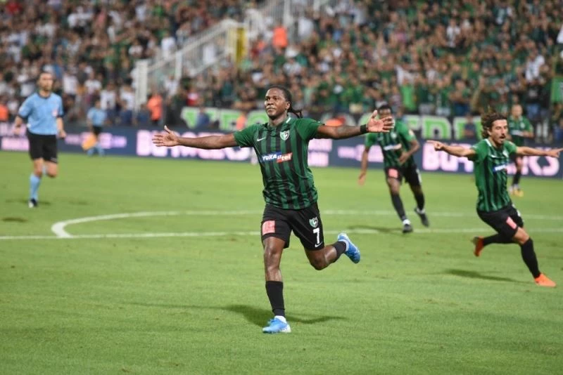 Rodallega 1 yıl daha Denizlispor’da
