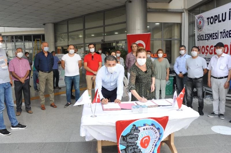 Balçova Belediyesinden Dünya Kadınlar Gününde kadın personele iki yevmiye ikramiye
