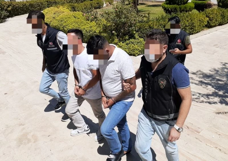 Muğla’da uyuşturucu tacirlerinden 8’i tutuklandı
