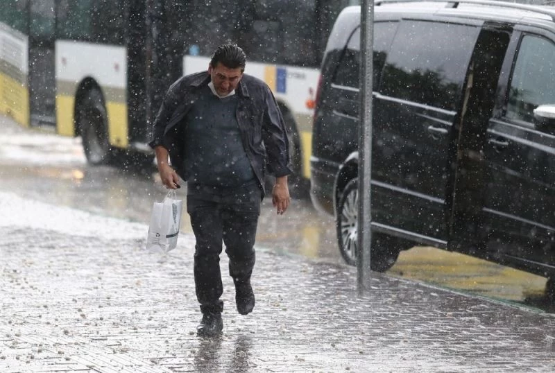 Bayburt’ta gök gürültülü sağanak yağış bekleniliyor
