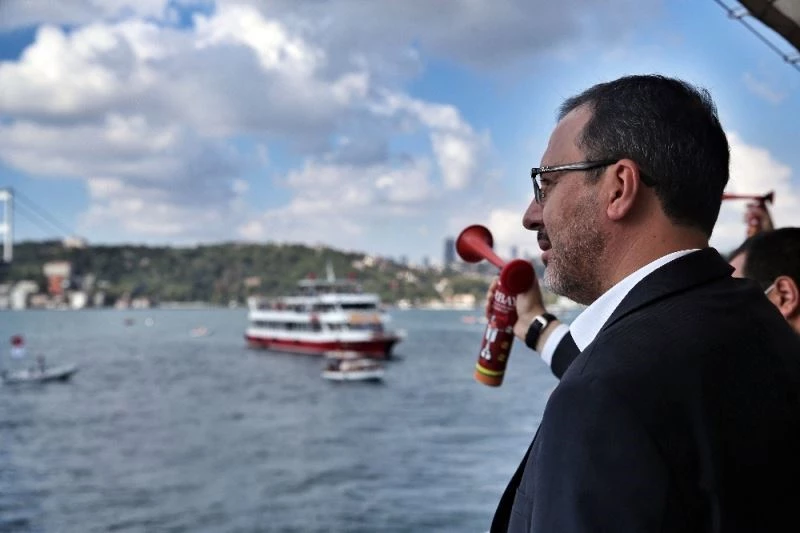 32. Boğaziçi Kıtalararası Yüzme Yarışı tamamlandı
