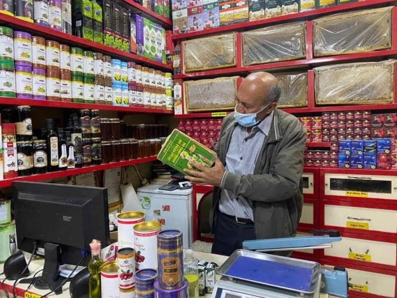 Dededen toruna nesillerdir devam eden meslek: “Baharatçılık”
