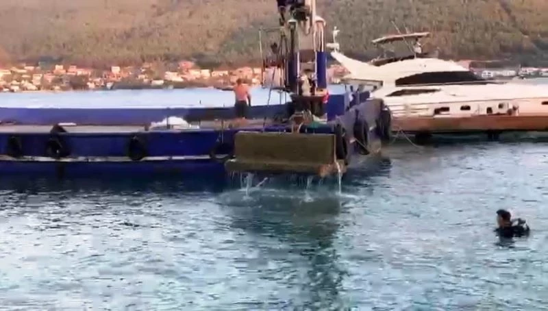 Deniz dibindeki duvarlar gün yüzüne çıktı
