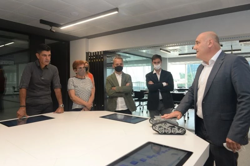 BOSİAD yönetimi Bursa model fabrikayı ziyaret etti
