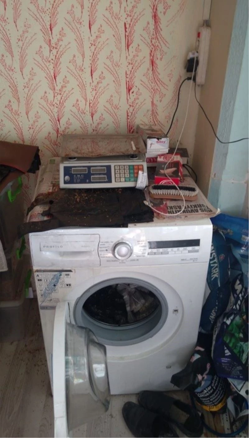 Polis baskınına karşı alınan önlem pes dedirtti
