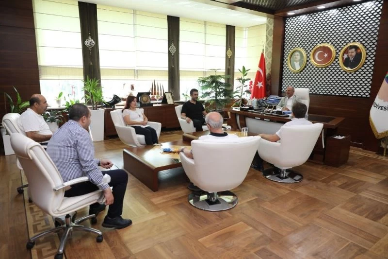 Başkan Söğüt, Halk Eğitim Merkezleriyle ilgili bilgi aldı
