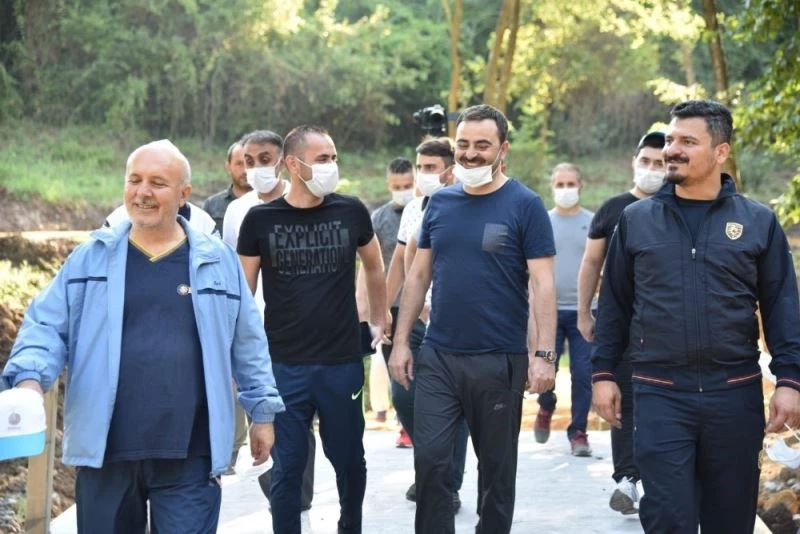 Döngel Mesire Alanı’nda yürüyüş ve inceleme bir arada
