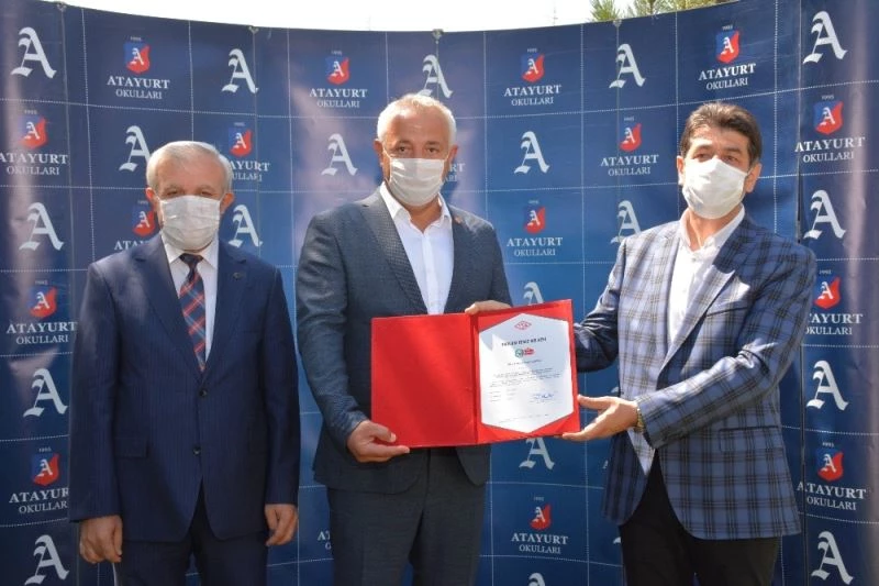 Özel Atayurt “Benim Okulum Temiz Belgesini” alan ilk okul oldu
