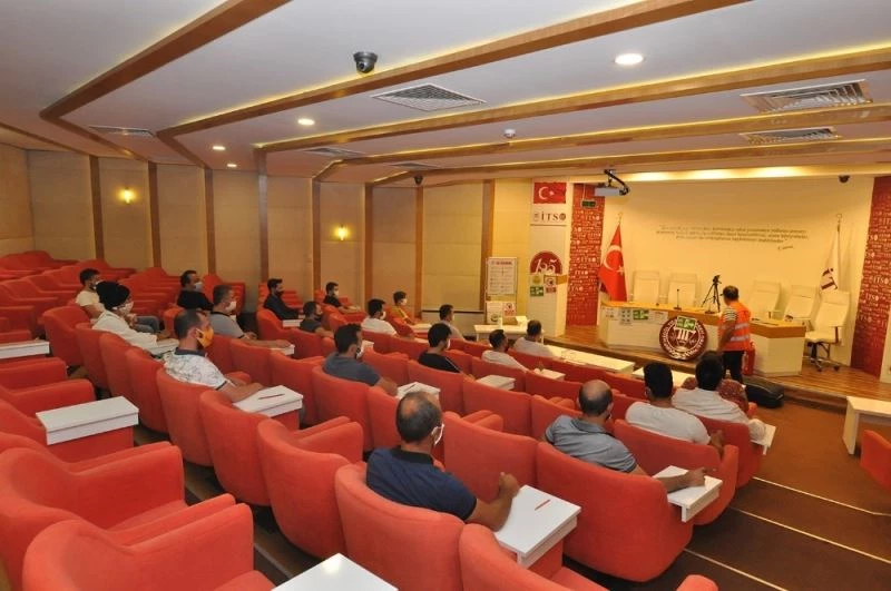 Oto galericilere meslekî yeterlilik sınavı
